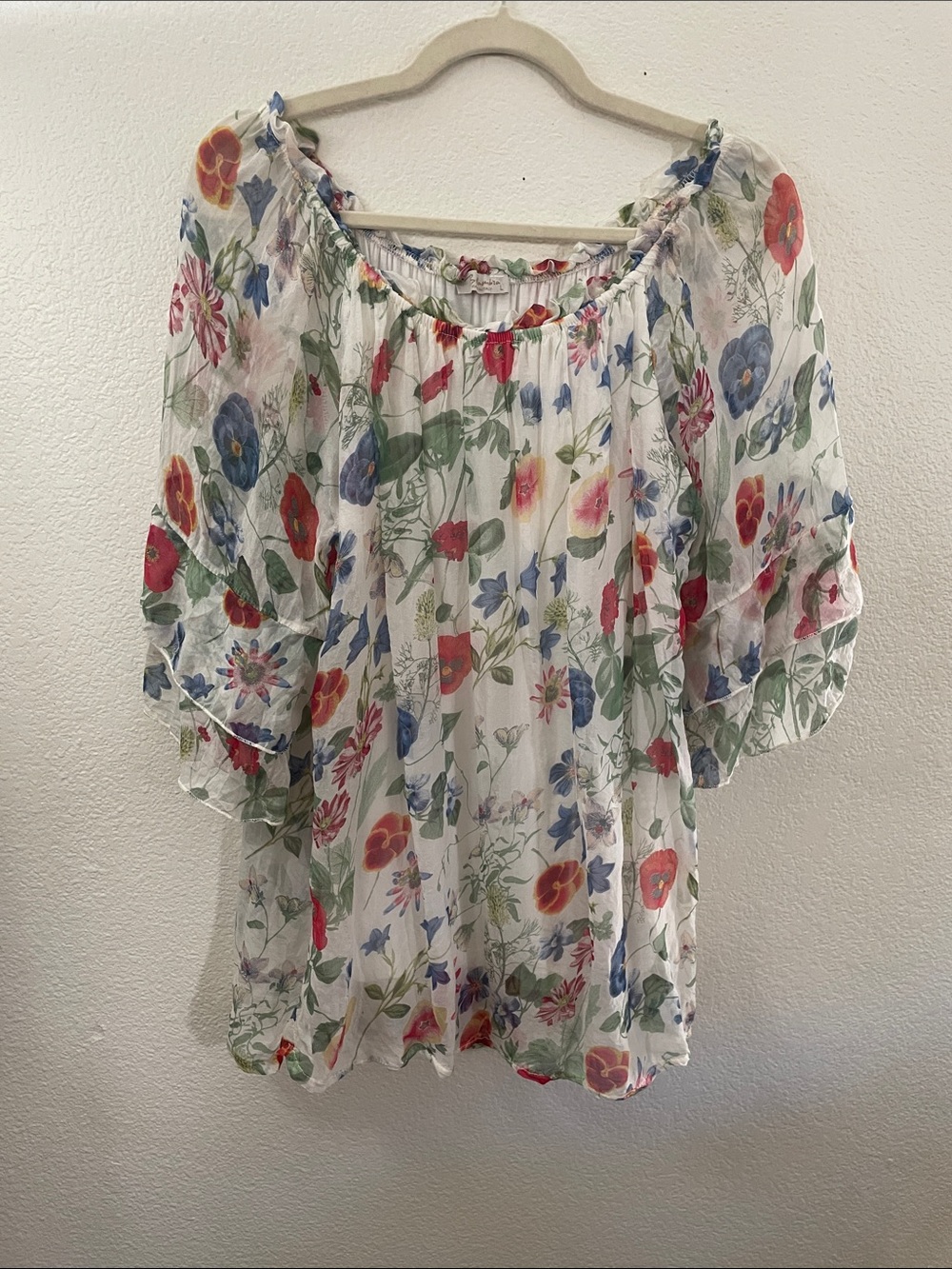 Bellambia 100% silk Floral Off-Shoulder Blouse made in Italy romantic L